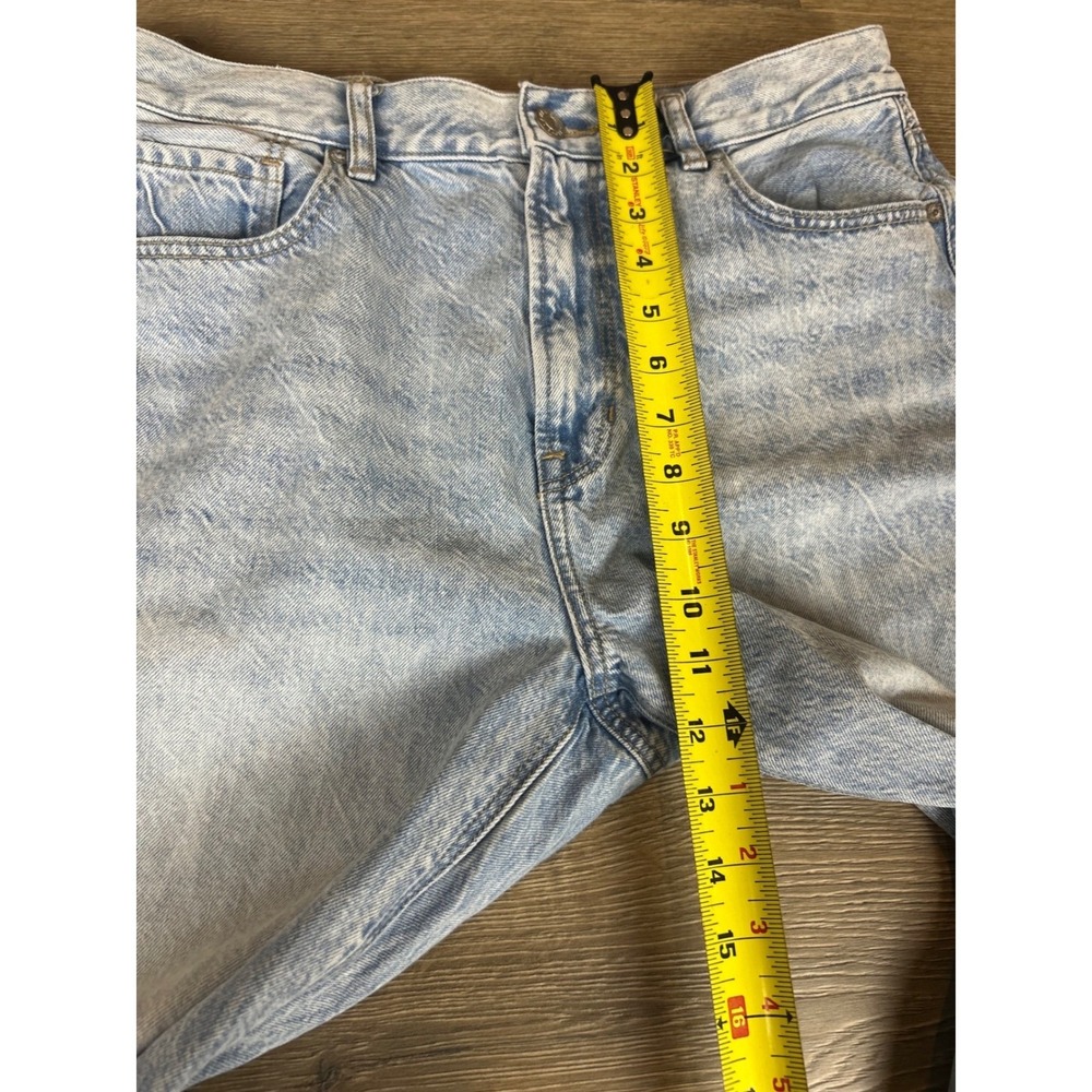 American Eagle Mom Jeans Light‎ Acid Wash Distressed High Rise Size 10 Short - Picture 10 of 13